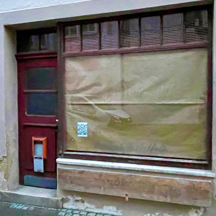 Bald öffnet ein neues junges Café